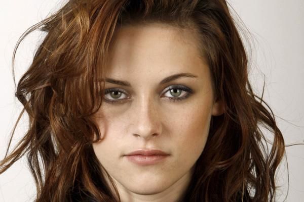 La protagonista de Crepusculo, Kristen Sterwart, la m?s forrada de Hollywood !!