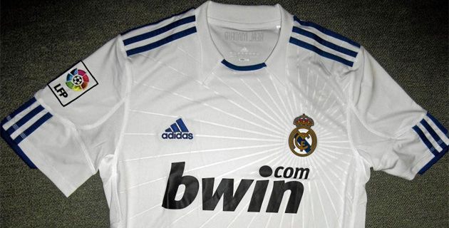 Esta es la nueva camiseta del madrid para la temporada 10/11