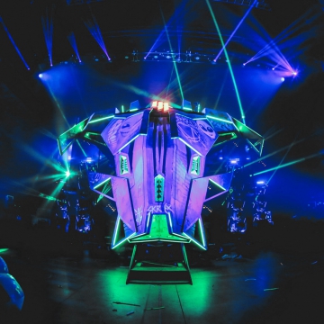 productionclub-skrillex-mothershiptour-02.jpg