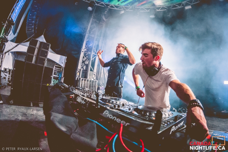 The Chainsmokers comparten escenario con los Backstreet Boys