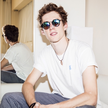 Lost-Frequencies-press-2016-billboard-1548.jpg